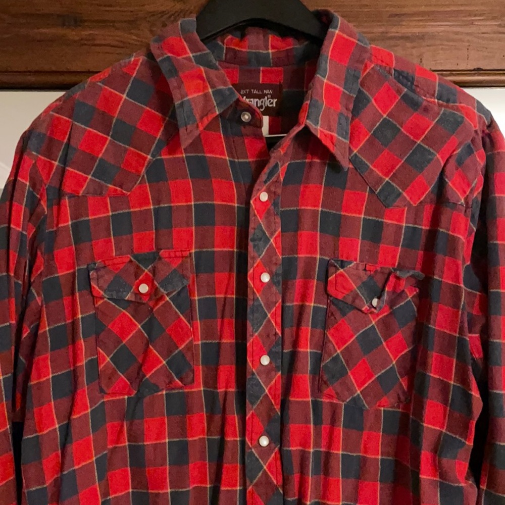 Wrangler pearl snap